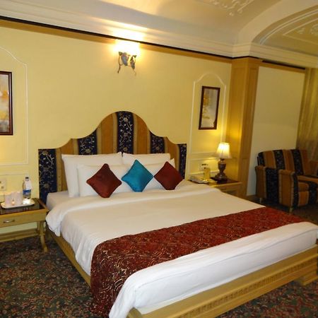 Hotel Babylon International Rāipur Eksteriør bilde