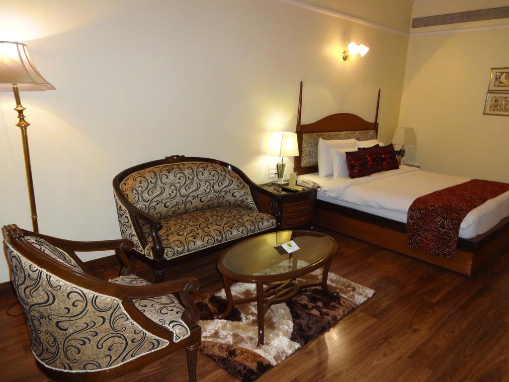Hotel Babylon International Rāipur Rom bilde