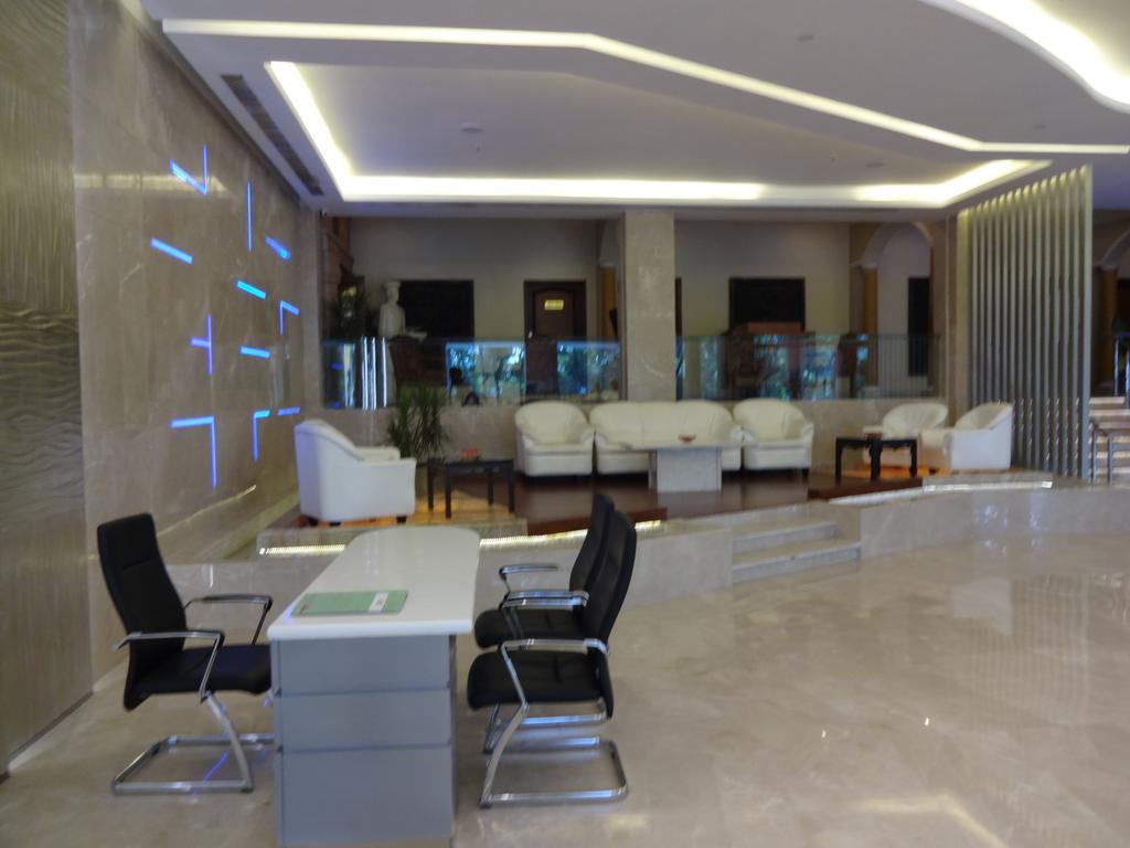 Hotel Babylon International Rāipur Eksteriør bilde