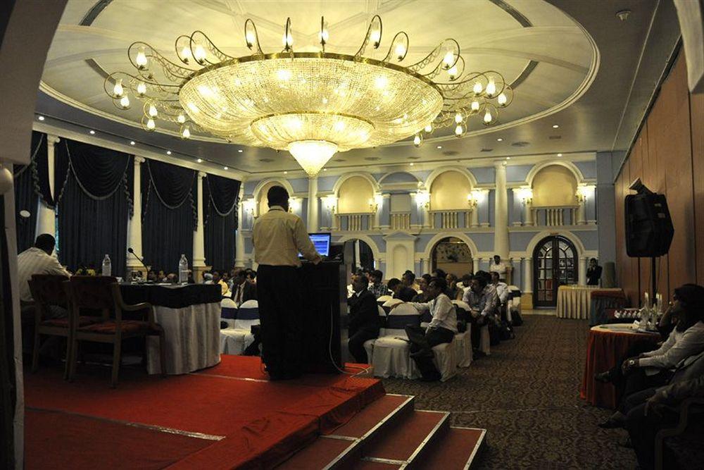 Hotel Babylon International Rāipur Eksteriør bilde