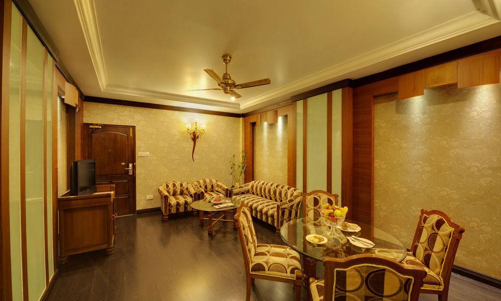 Hotel Babylon International Rāipur Eksteriør bilde
