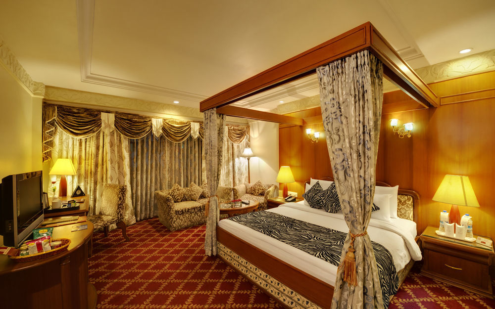 Hotel Babylon International Rāipur Eksteriør bilde