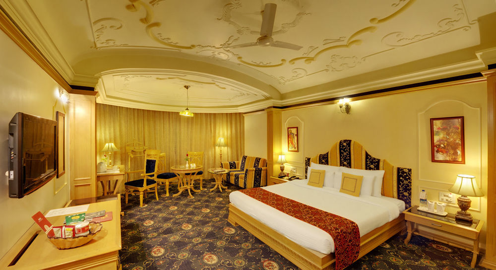 Hotel Babylon International Rāipur Eksteriør bilde