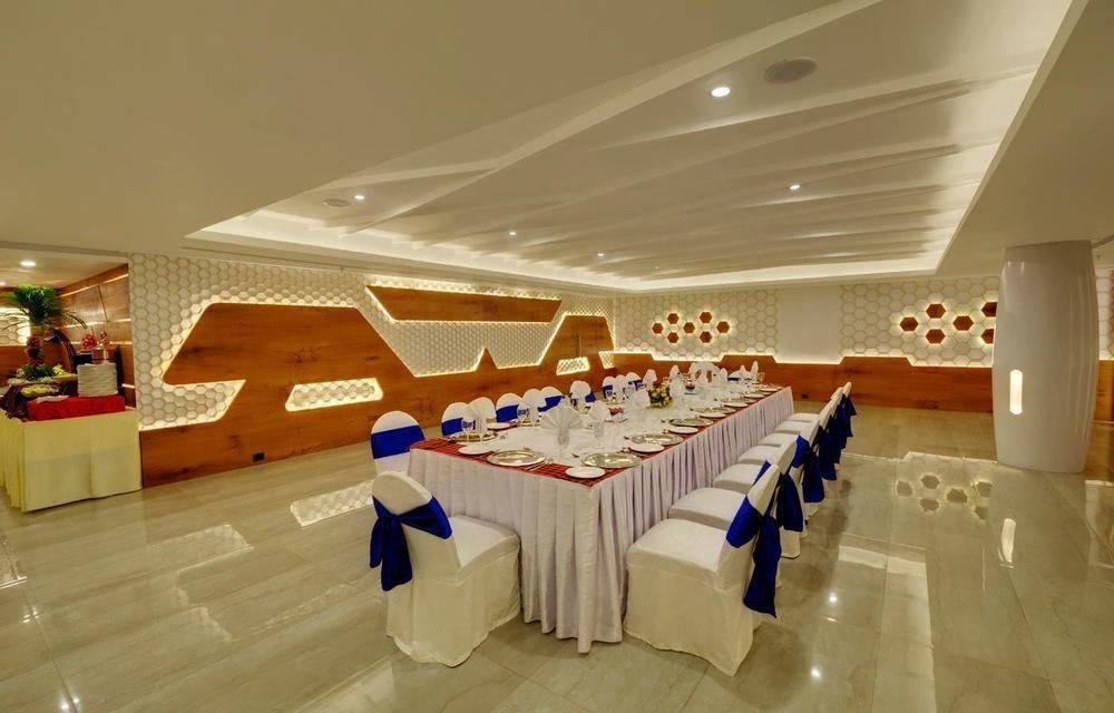 Hotel Babylon International Rāipur Eksteriør bilde